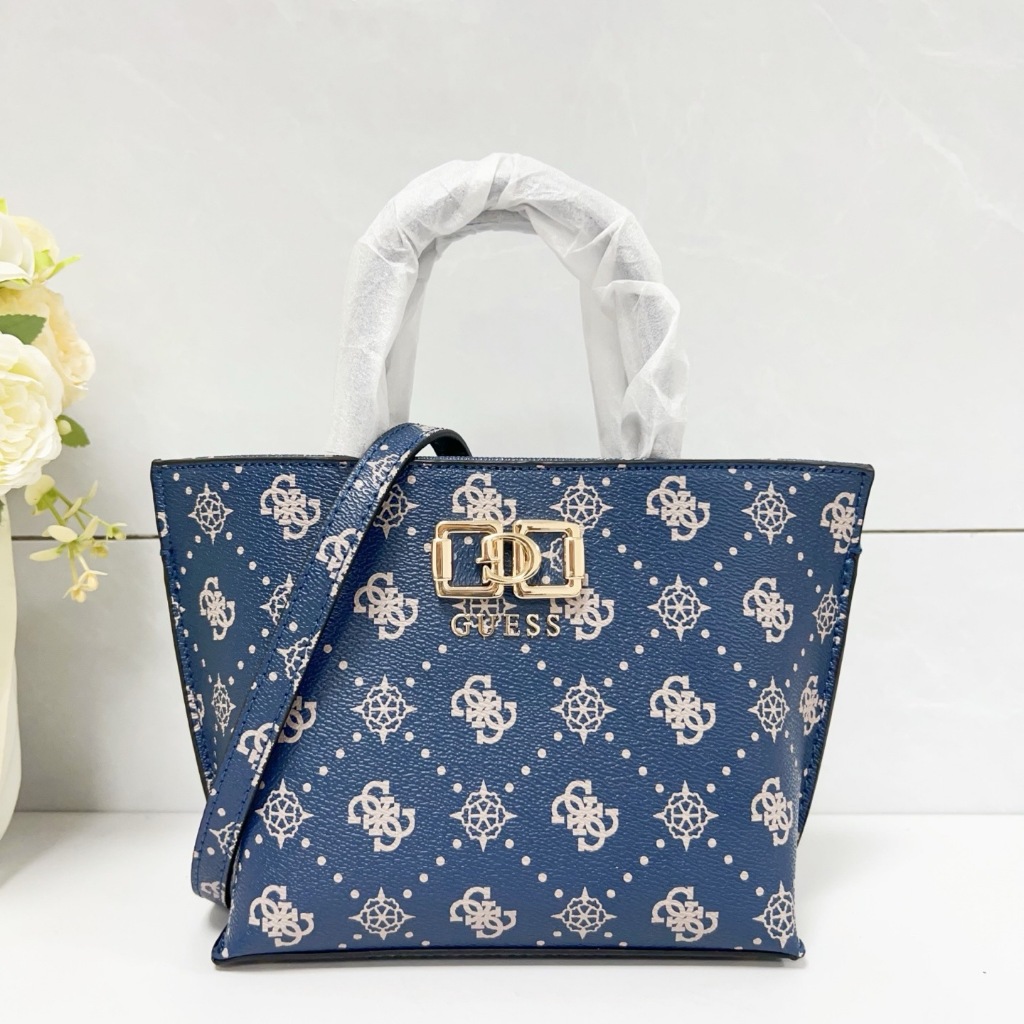 ใหม่ GUESS กระเป๋าถือผู้หญิง กระเป๋าสะพายข้าง 2608601