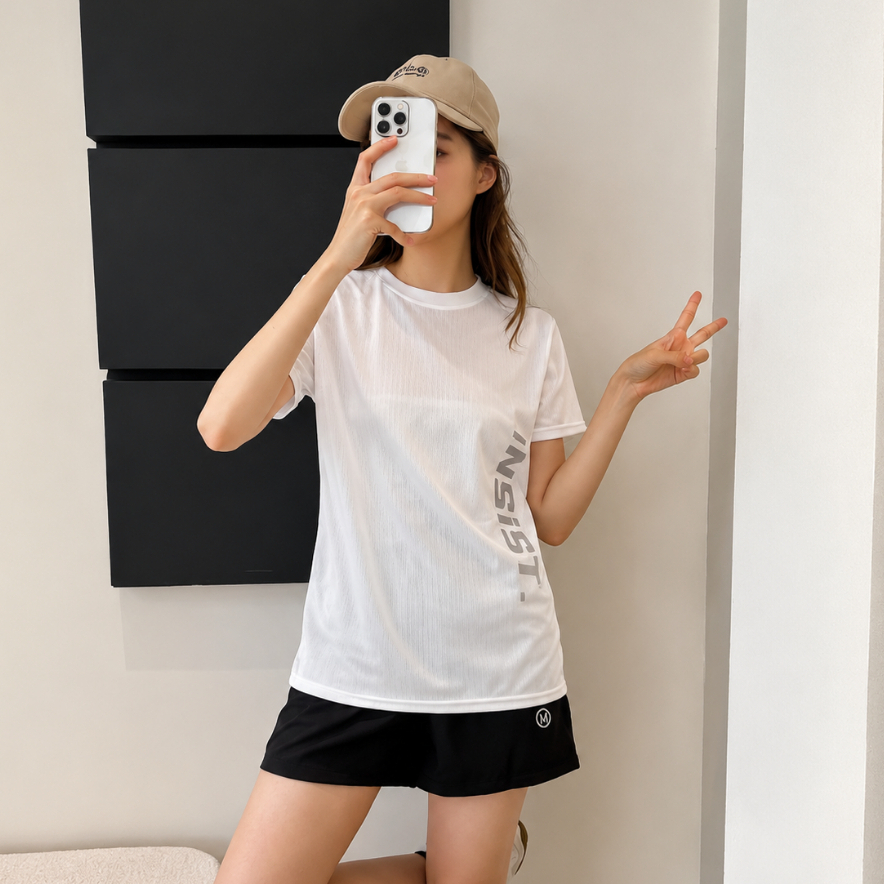 ชุดกีฬาแห้งเร็วผู้หญิงฤดูร้อนสไตล์ใหม่ผ้าไหมน้ําแข็งออกกําลังกายแสงออกซิเจนชุดโยคะบางกางเกงขาสั้นลําลองแขนสั้นสอง-