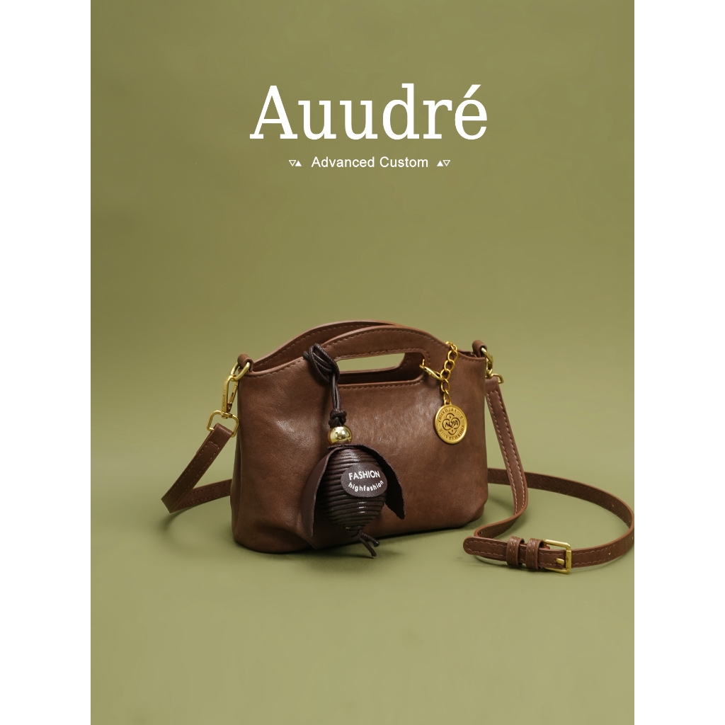Auudre Retro Niche Handbag Female Commuter Crossbody Small Bag