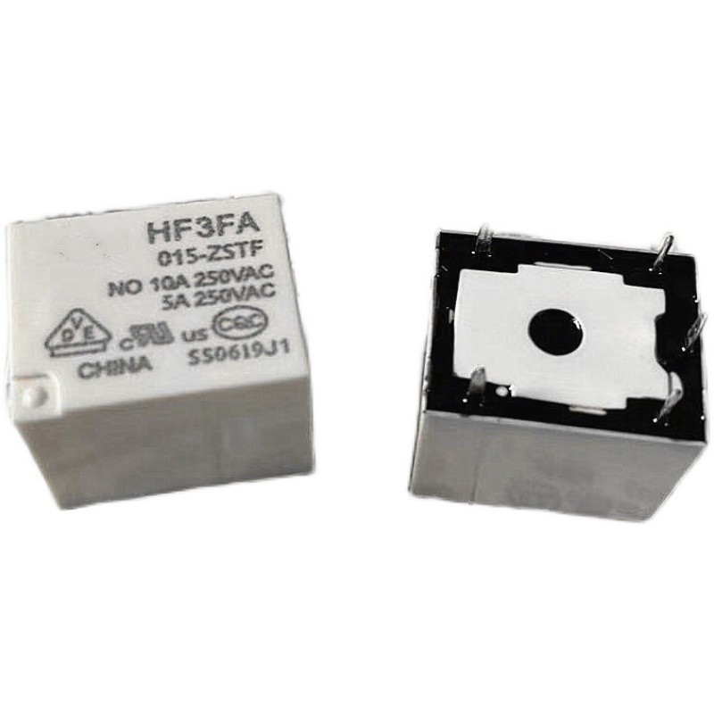 รีเลย์ HF3FA 015-ZSTF 10A 5 Pins