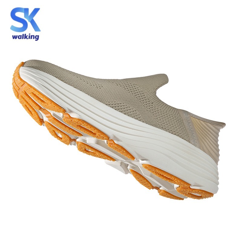 Sketchers ผู้ชายเดินรองเท้ากว้างฟุต Slip ins Go walk Travel Tahiti Sunset รองเท้าผ้าใบ EVA Shock Abs