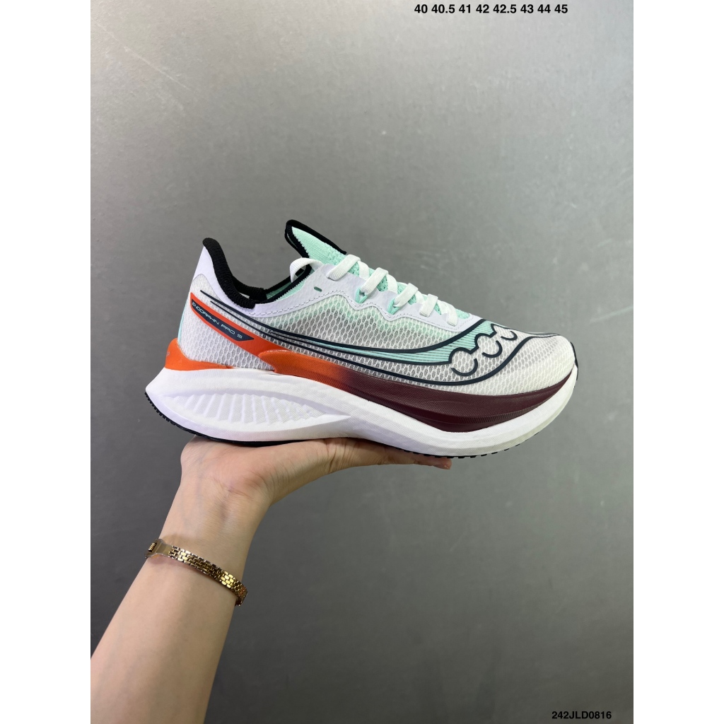 รองเท้าวิ่ง Saucony ENDORPHIN PRO 5