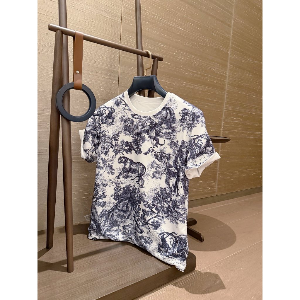 2026 ใหม่ผู้หญิงแฟชั่นเสื้อยืดย้อนกลับฤดูร้อนฤดูใบไม้ร่วง ที คุณภาพดี 0825