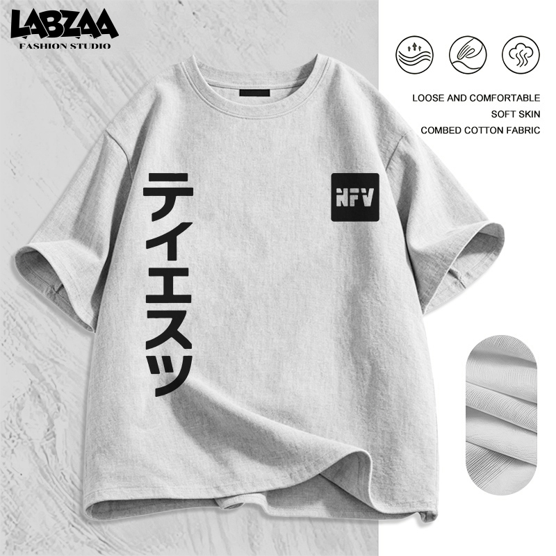 【จัดส่งจากกรุงเทพฯ】LABZAA เสื้อยืดแขนสั้นคอกลม ผ้าหนายับยากรีดง่าย ระบายอากาศ ลายตัวอักษร ผ้าฝ้าย100% YG4718