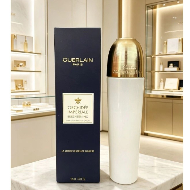 ((AMJ) Shop-รูปแบบใหม่--GUERLA Emperor Bee-Shaped Brightening Essence Water 125ml Queen Bee Essence 