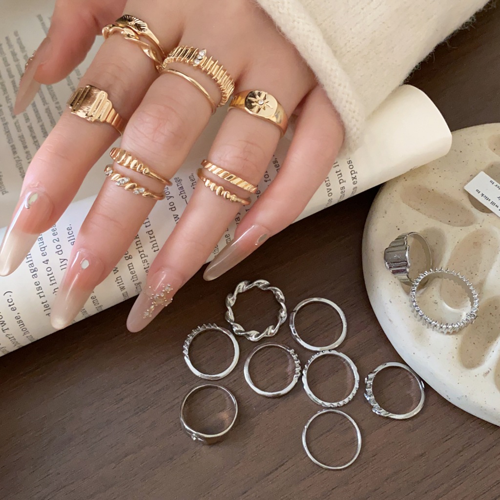 Vintage Stackable Thin Band Ring Multi-Pattern Textured Minimalist Knuckle Finger Ring สําหรับผู้หญิ