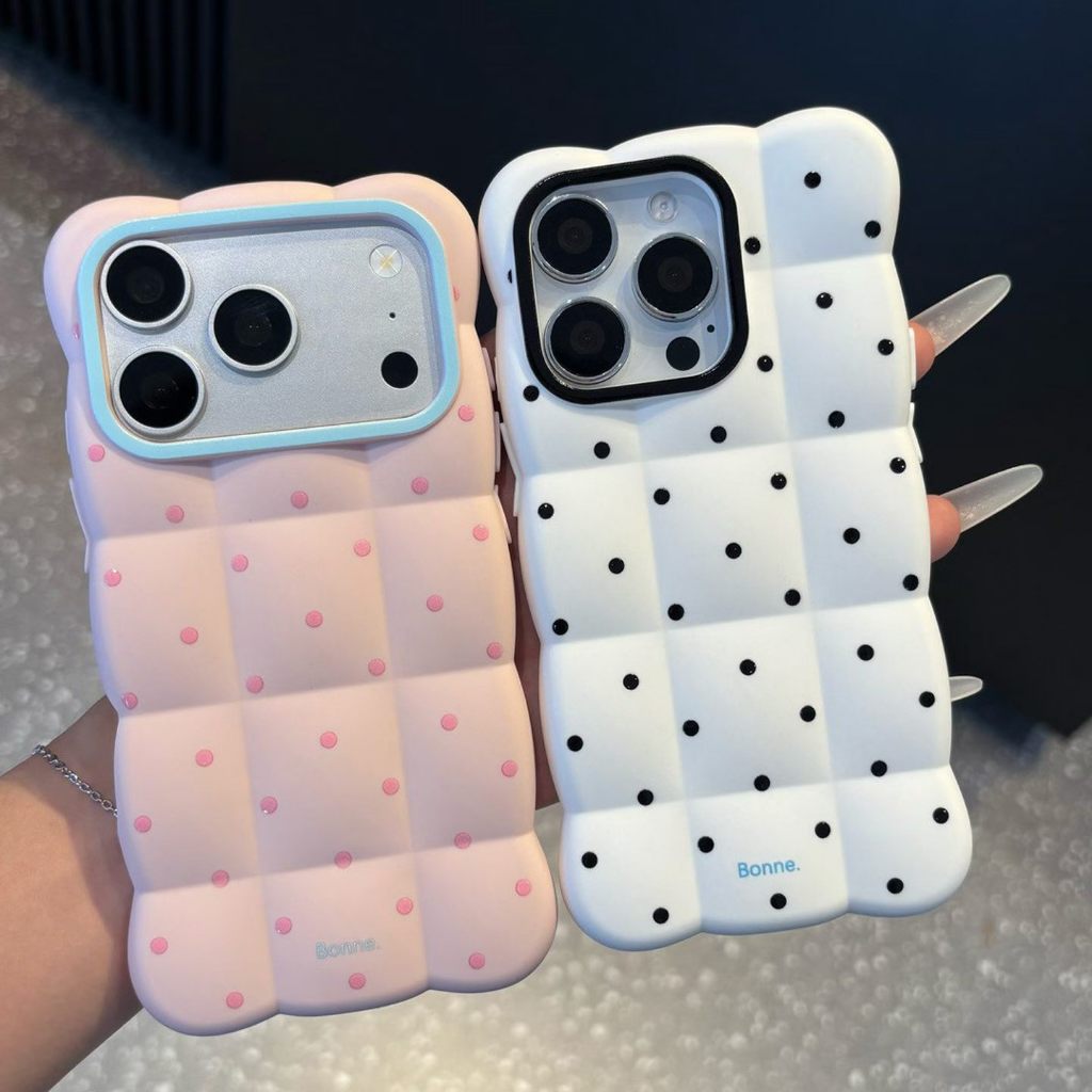 น่ารัก 3D บิสกิตซิลิโคนเคสโทรศัพท์สําหรับเคสโทรศัพท์ iPhone เข้ากันได้กับ Iphone 17 16 15promax 15pro ฝาครอบโทรศัพท์ที่สวยงาม