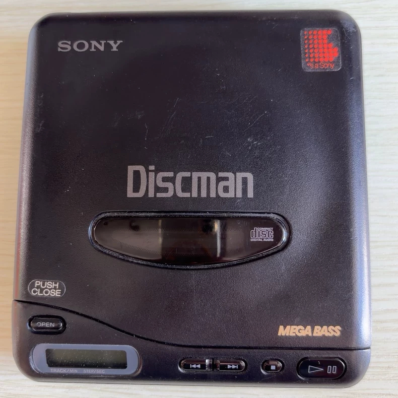 เครื่องเล่น CD แบบพกพา Sony Discman D-11 – MEGA BASS เอาต์พุตสูง #VintageAudio #CDPlayer #Sony