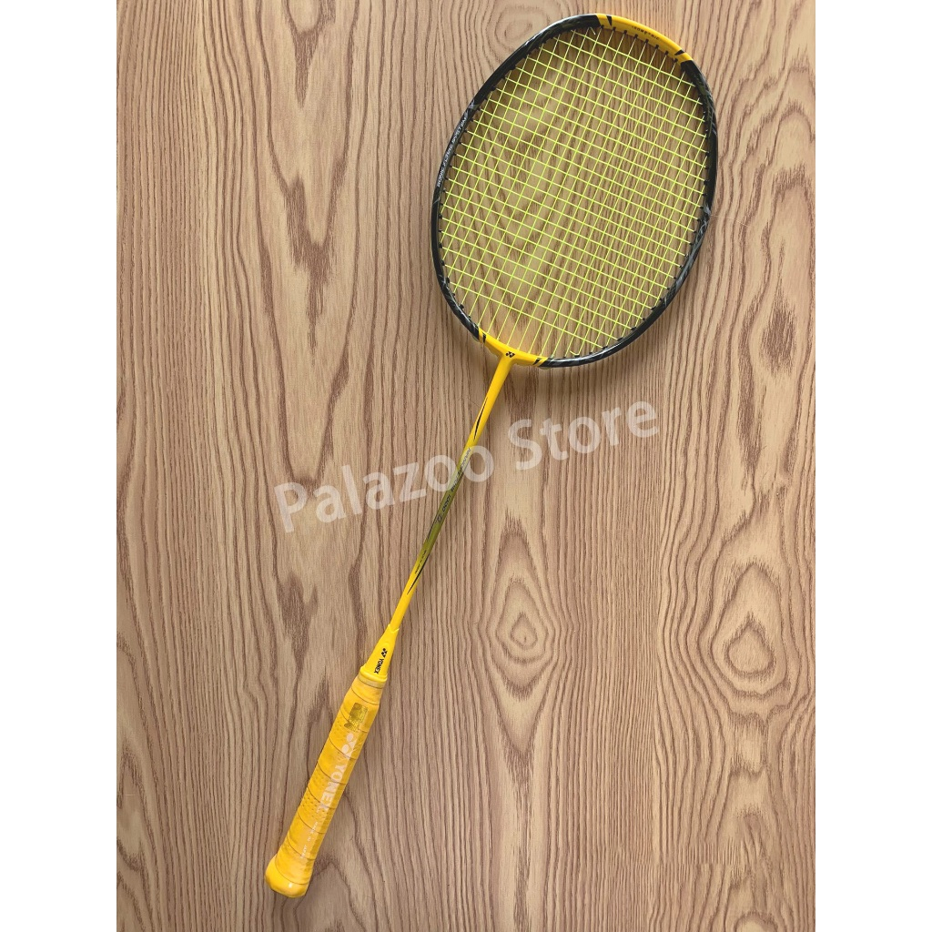【จัดส่งในวันเดียวกัน】YONEX ไม้แบดมินตัน NANOFLARE 1000Z Pikachu Color ไม้แบดมินตันคาร์บอนเต็มรูปแบบพ