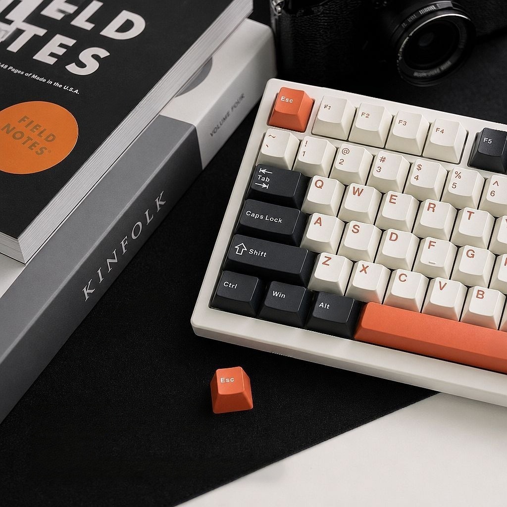 128 คีย์หมึกสีส้มโปรไฟล์เชอร์รี่ PBT Keycaps Double Shot Custom Keycaps สําหรับคีย์บอร์ดแบบกลไก