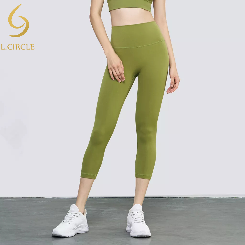 L.CIRCLENew Color Women Fashion High Elastic Capri กางเกงโยคะ