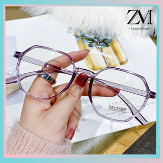 【ZM Glasses】แฟชั่นคลาสสิกแว่นตาป้องกันรังสีอัลตร้าแบรนด์น้ำหนักเบาสำหรับผู้ชายและผู้หญิงพลาสติกป้องกันการตกป้องกันแสงสีฟ้า 079 น้ำหนักเบา