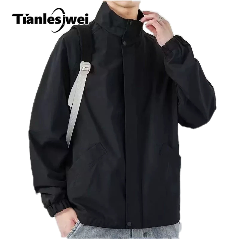 TIANLESIWEI เสื้อแจ็กเก็ตลําลอง คอปกตั้ง สีดํา แฟชั่นฤดูใบไม้ร่วง สไตล์สปอร์ต สําหรับผู้ชาย และคู่รัก