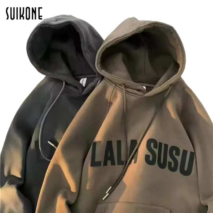 Suikone เสื้อกันหนาว มีฮู้ด ผ้ากํามะหยี่ พิมพ์ลายตัวอักษร ทรงหลวม สไตล์ญี่ปุ่น ฮาราจูกุ เรโทร แฟชั่นสําหรับผู้ชาย และผู้หญิง