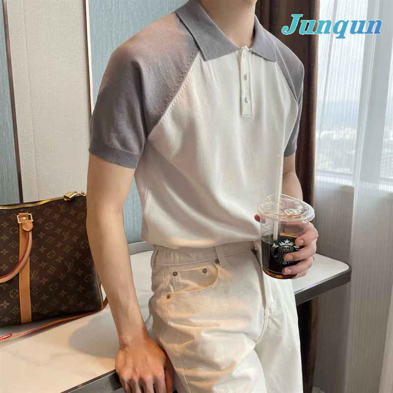 Junqun เสื้อโปโล เสื้อโปโลแขนสั้นลําลอง ระบายอากาศ แฟชั่นฤดูร้อน เสื้อโปโลสีขาว ตัว เสื้อโปโลชาย