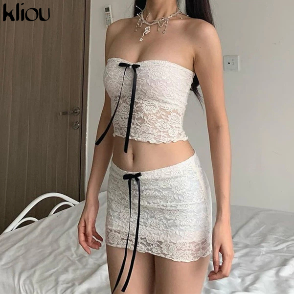 Kliou ชุดเสื้อเกาะอก และกระโปรงสั้น เอวสูง เข้ารูป แต่งลูกไม้ สองชิ้น แฟชั่นสําหรับสตรี