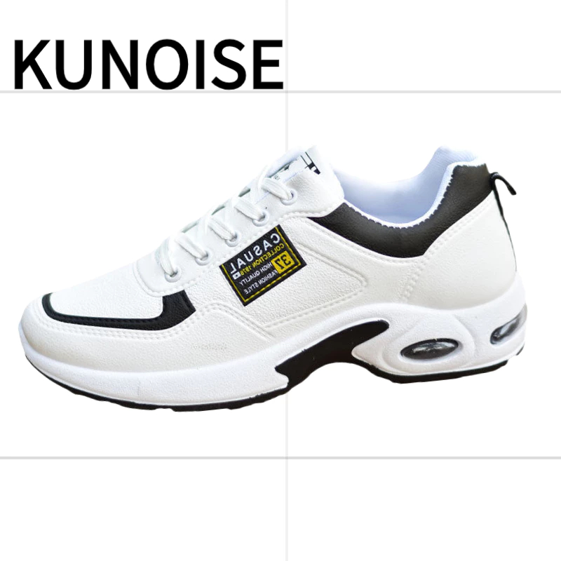 KUNOISE.รองเท้าหนังกันน้ำสำหรับผู้ชายรองเท้าวิ่งลำลองสีขาวรองเท้าผ้าใบเทรนด์นักเรียน(ขนาด:39-45)