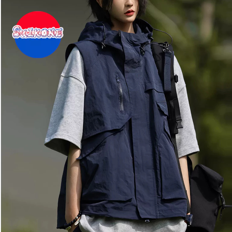 SUIKONE Suikeone เสื้อแจ็คเก็ตชุดทํางานฤดูใบไม้ผลิและฤดูร้อนสไตล์สตรีทหลายกระเป๋ามีฮู้ดเสื้อกั๊กแขนกุดกันน้ํา