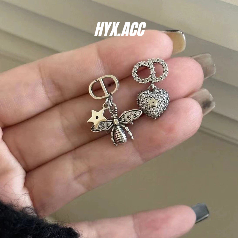 ต่างหูผู้หญิง Retro Diamonds Zircon Bee ต่างหูไม่สมมาตร