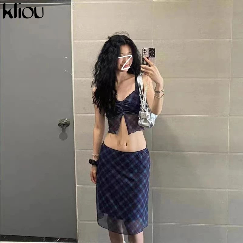 Kliou ชุดกระโปรงลําลองเซ็กซี่สลิงปิดไหล่แขนสะดือสัมผัสผอมอเนกประสงค์ฤดูร้อนบรรยากาศสไตล์แฟชั่นเจี๊ยบร้อน 2024 ใหม่