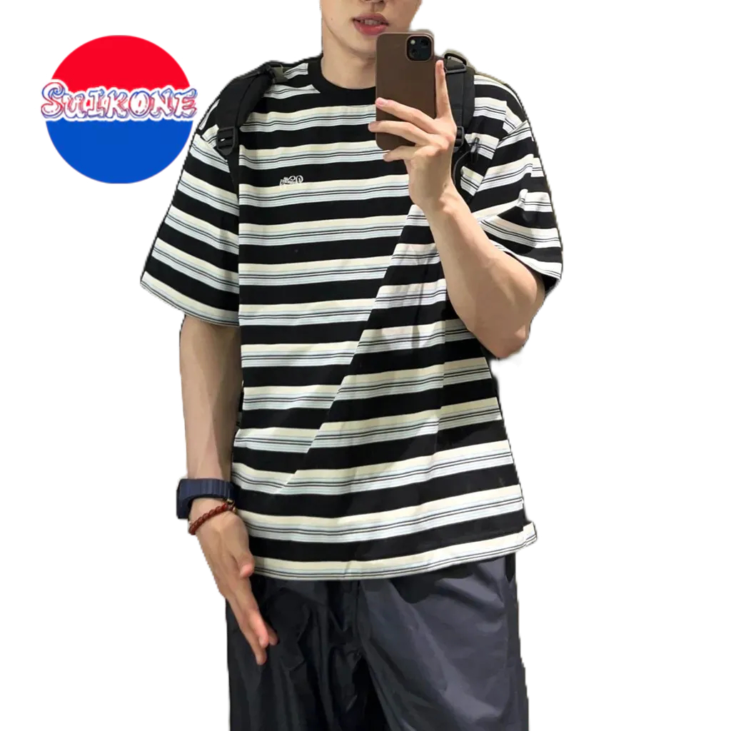 SUIKONE ซุยโคเนะ เสื้อยืดแขนสั้นลายทางสีตัดกันย้อนยุคอเมริกันฤดูร้อนผู้ชายและผู้หญิงเสื้อยืดแขนสั้นลําลอง
