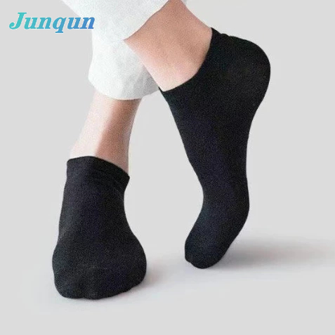 JUNQUN ถุงเท้าข้อกลางใส่ทำงาน 1 คู่ = 10 บาท ถุงเท้ากีฬา ผ้านุ่ม JQ-09