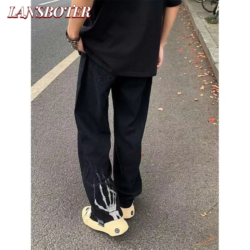 Lansboter กางเกงยีนส์ผู้ชาย American Retro Street Skull Hand การออกแบบเย็บปักถักร้อย Flared Straight Pants