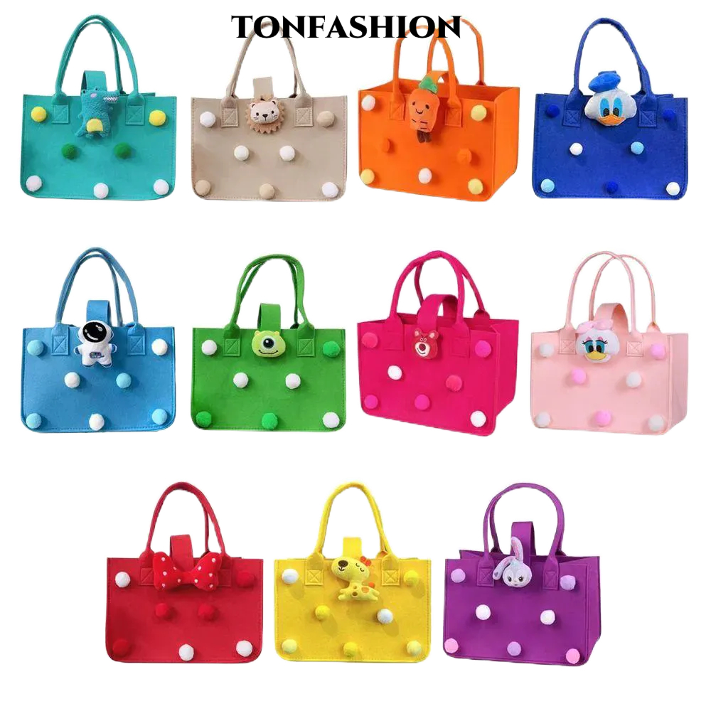 Tonfashion กระเป๋าถือ กระเป๋าเครื่องสําอาง ผ้าสักหลาด ลายการ์ตูนหมี สตรอเบอร์รี่ ใช้ซ้ําได้