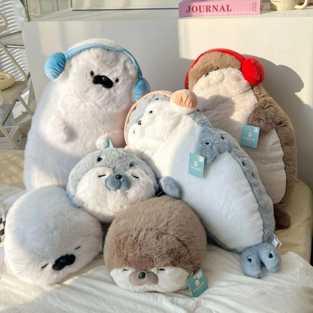 🦭💕ตุ๊กตากับตุ๊กตาหมี ของเล่นหมอนตุ๊กตาแมวน้ำและตุ๊กตานากทะเลการ์ตูน ของขวัญสุดนุ่ม