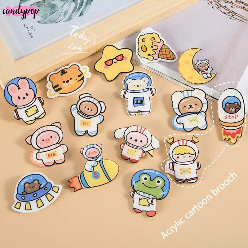 Candy น่ารักสร้างสรรค์การ์ตูนคริลิคนักบินอวกาศเข็มกลัดสาวอุปกรณ์เสื้อผ้ากระเป๋าจี้ป้าย