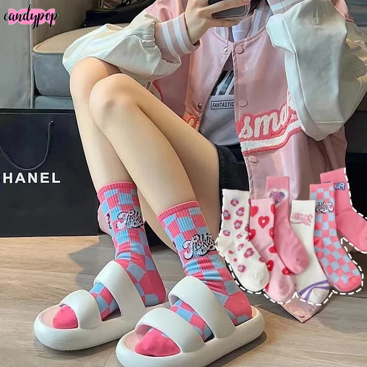 Candy ถุงเท้าข้อยาว ถุงเท้าลำลอง ลายดอกไม้ หัวใจ สีชมพู เข้ากับทุกการแต่งกาย Pink cute stockings fashion colored tube socks