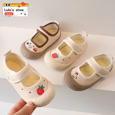 เด็กปากตื้นปักผ้าใบรองเท้าสาวสแควร์ปากเด็กวัยหัดเดินรองเท้าแบน