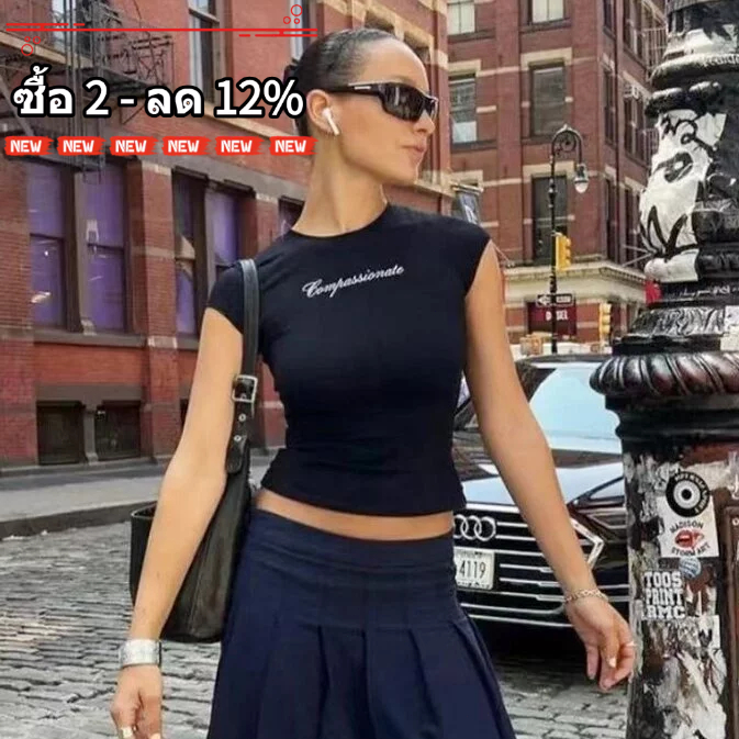 เสื้อยืดคอกลมแขนสั้นสีดำรุ่นใหม่สำหรับผู้หญิง สไตล์เท่ห์โชว์หน้าท้อง