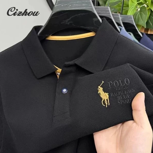 เสื้อโปโลแขนสั้นอเนกประสงค์พร้อมเย็บปักถักร้อยสีทองสำหรับกิจกรรมสบายๆและกึ่งทางการ