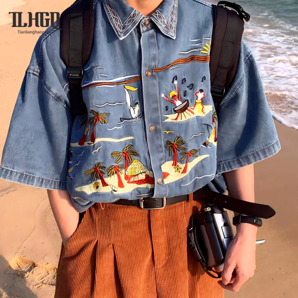TLHGQ เสื้อเชิ้ตยีนส์แขนสั้นโอเวอร์ไซส์ลายปัก เหมาะสำหรับการท่องเที่ยวและพักผ่อนใ