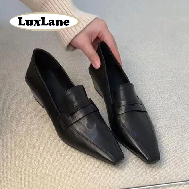 S.LuxLane Square Toe Chunky Heel คัทชู ใส่ ทํางาน รองเท้าโลฟเฟอร์สําหรับผู้หญิง– Simple Slip-On รองเท้าหนังสีดํารองเท้าอย่างเป็นทางการสําหรับผู้หญิง ใส่ ไป ทํา งาน (สีดํา, ขนาด 35-40)