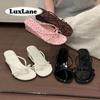 รองเท้าแตะส้นลิ่ม 5cm สายรัดนิ้ว ลายเสือดาว กลาดิเอเตอร์ ไปทะเล S.LuxLane (ดำ/เงิน/ชมพู 35-40)