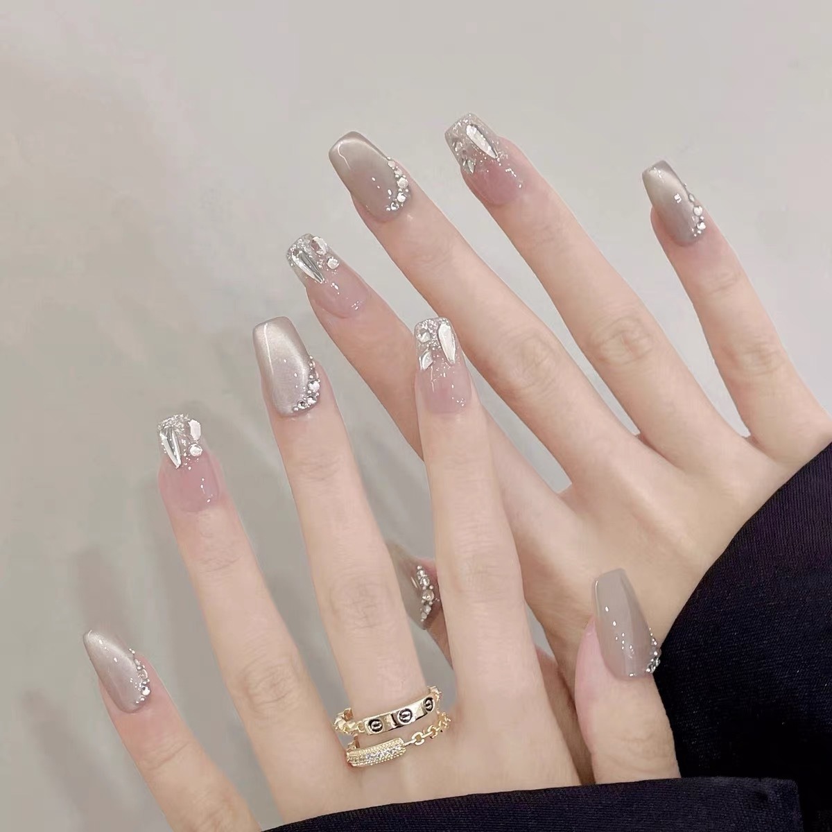 Sue's Handmade Nail Studio