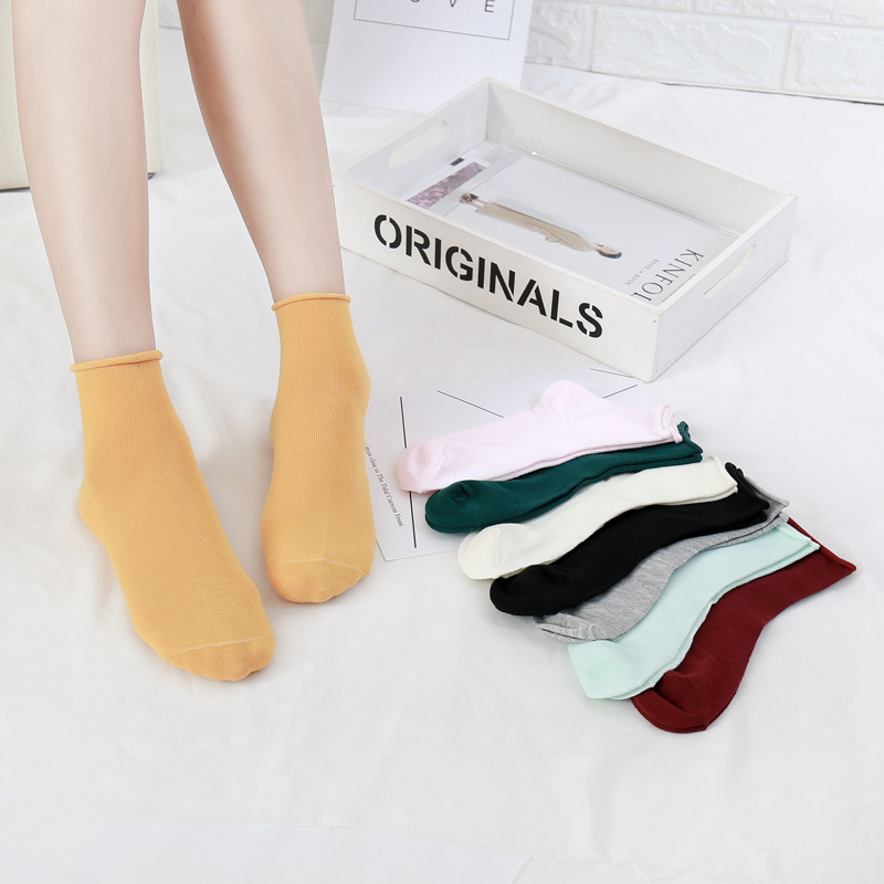 สีทึบกลาง-หลอดม้วนถุงเท้าด้านข้างลูกอมสีกองถุงเท้าถุงเท้าบาง