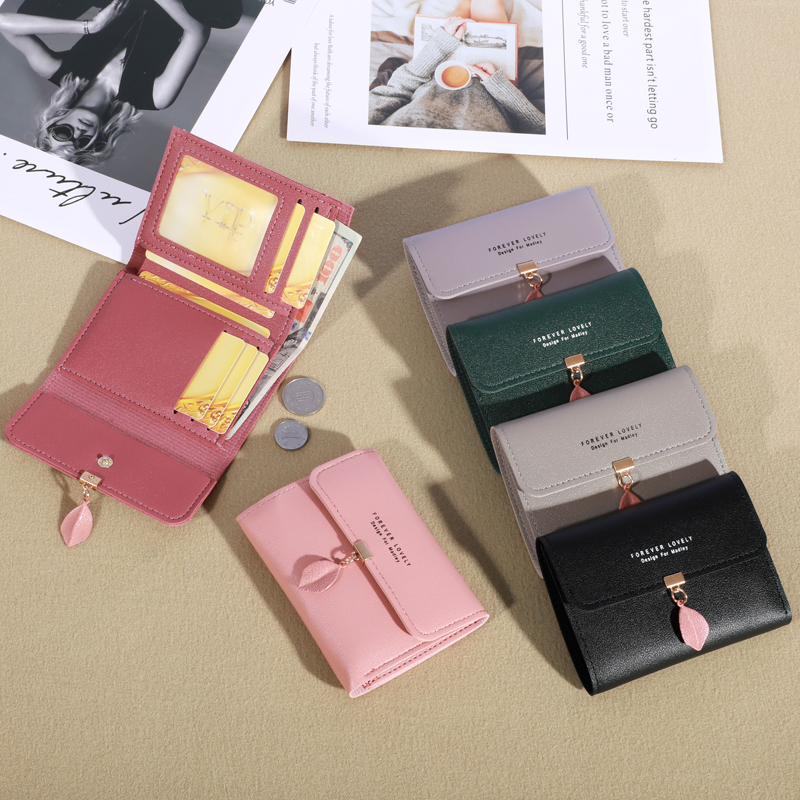 ใหม่ กระเป๋าสตางค์ใบสั้น ใส่เหรียญได้ 70% ขนาดเล็ก เรียบง่าย แฟชั่นสไตล์เกาหลี สําหรับผู้หญิง 2023