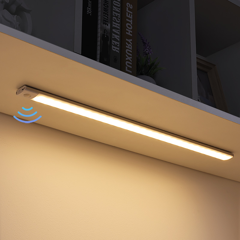 Motion Sensor ไฟกลางคืน LED ชาร์จใหม่ได้ 3 สี แม่เหล็ก ของขวัญคริสต์มาสที่สมบูรณ์แบบสําหรับห้องนอนและตู้เสื้อผ้า