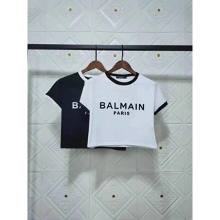 BALMAIN เสื้อยืดคอกลม แขนสั้น พิมพ์ลายโลโก้ตัวอักษร ทรงหลวม เข้ากับทุกการแต่งกาย แฟชั่นฤดูร้อน สําหรับผู้หญิง 2023