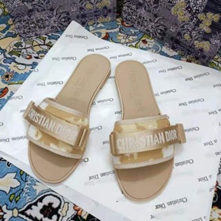 [EUR Size] DIOR Velcro รองเท้าแตะ ส้นแบน ปักลายตัวอักษร เหมาะกับเดินชายหาด สําหรับผู้หญิง