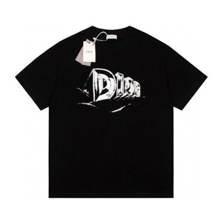 Dior ใหม่ เสื้อยืดลําลอง แขนสั้น คอกลม ปักลายโลโก้ตัวอักษร สําหรับผู้ชาย และผู้หญิง