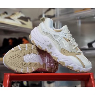 Fila Predator 2 รองเท้าผ้าใบลําลอง เหมาะกับการวิ่ง เล่นกีฬา ไซซ์ 36-44