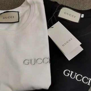 Gucci ใหม่ เสื้อท็อปแขนสั้น ผ้าฝ้ายแท้ ปักลายตัวอักษร G ทรงหลวม สไตล์คลาสสิก สําหรับผู้ชาย และผู้หญิง 2023