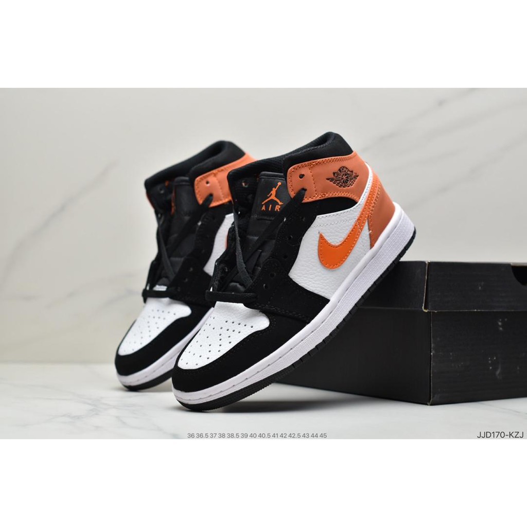 holographic jordan 11