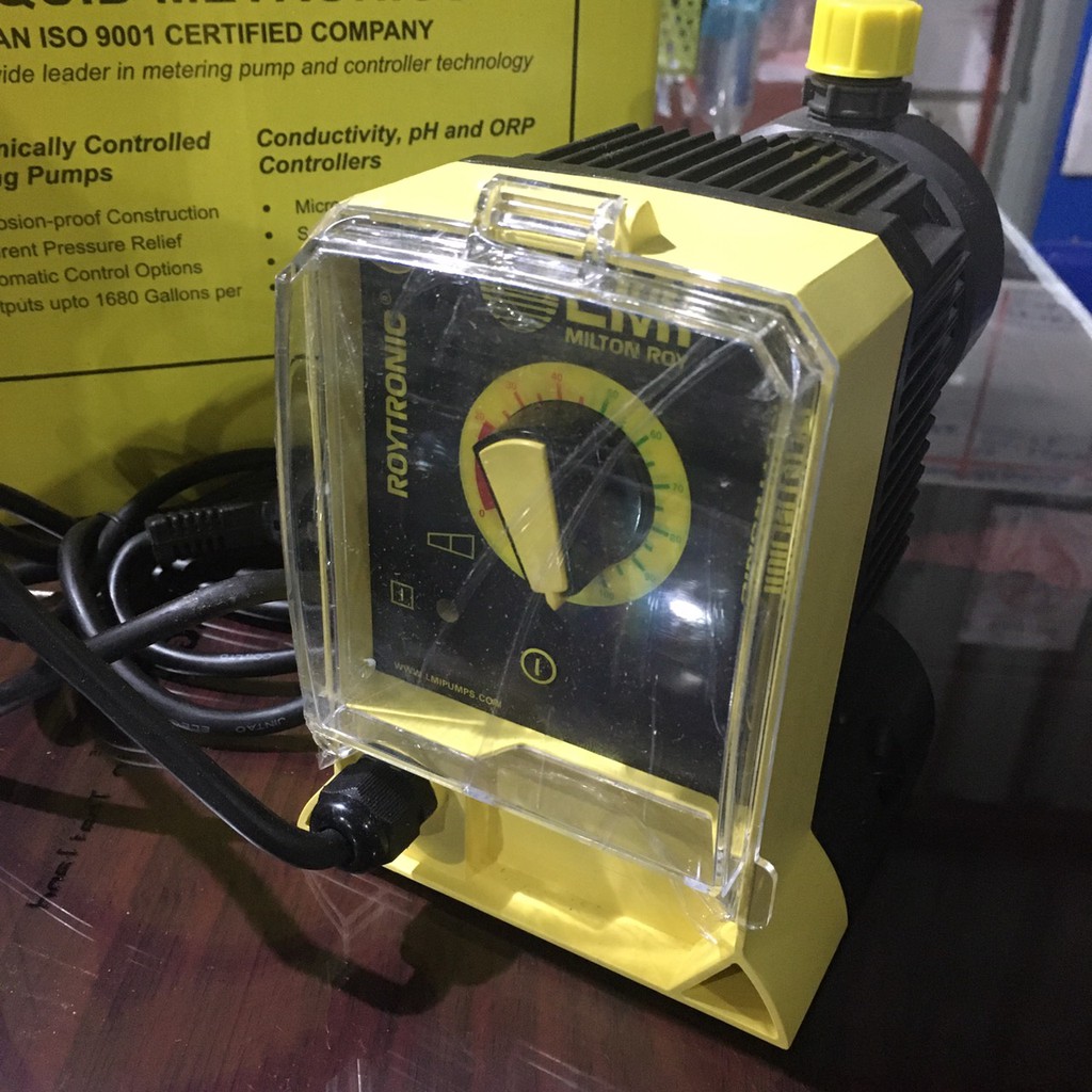 ปั๊มเคมีแบบหมุนปรับ(อย่างดี) LMI MILTON ROY รุ่น P+063-738NI