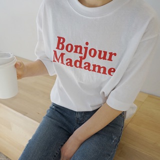 เสื้อยืดคอกลม ผ้ายืดคอตตอน Bonjour Madame สีขาว