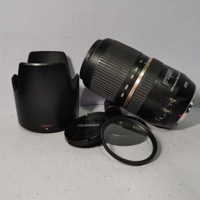 Lens​ Tamron 70-300mm f / 4-5.6 Di VC USD​ For​ EF
